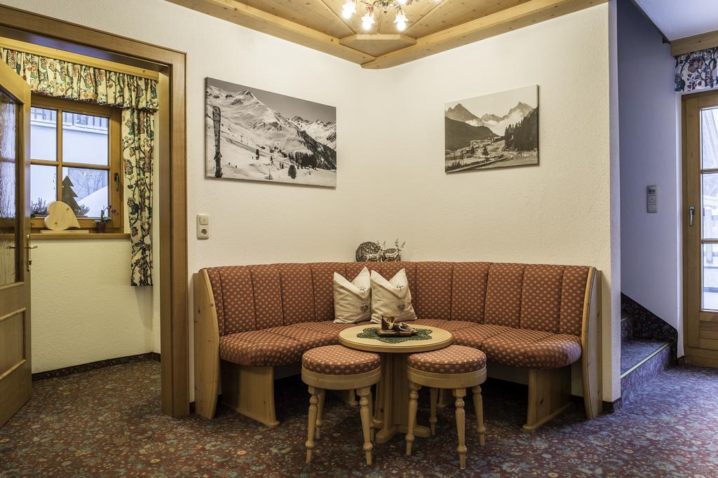 Appartement Apart Granada à Ischgl Extérieur photo